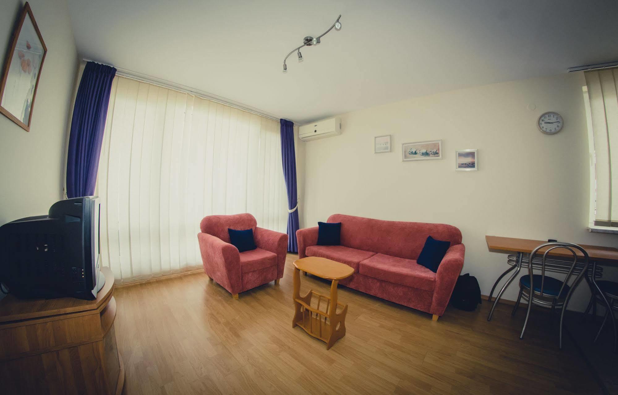 Gt Green Fort Beach Apartments Солнечный берег Экстерьер фото