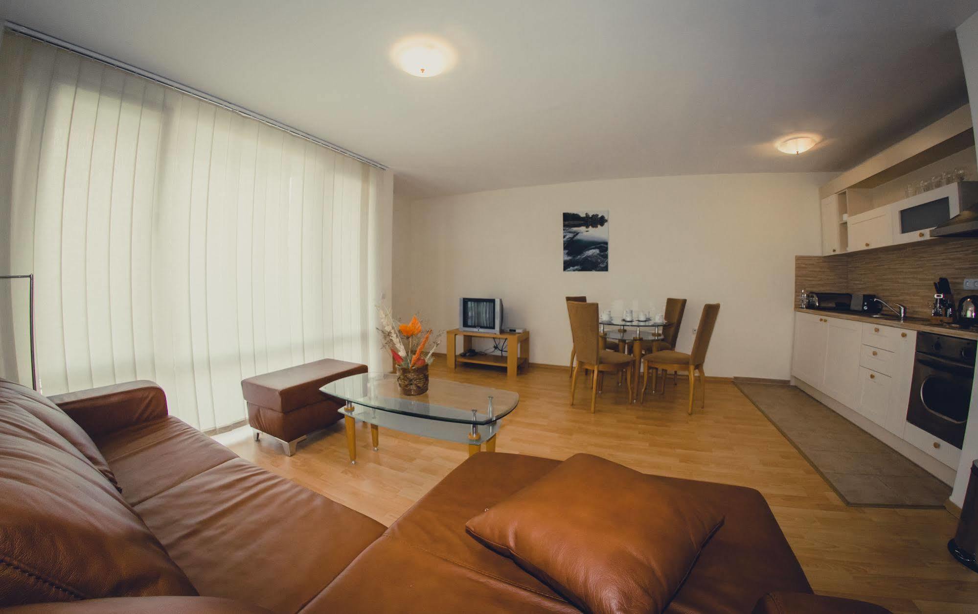Gt Green Fort Beach Apartments Солнечный берег Экстерьер фото